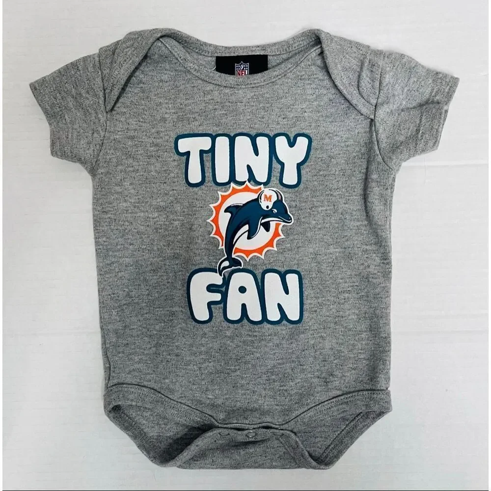 Team Apparel Miami Dolphins Bodysuit    Boys Size 0/3 Months